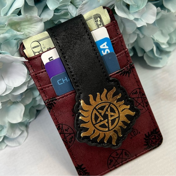 Supernatural Slim Wallet with Gold Sunburst Pentacle - Picture 9 of 15